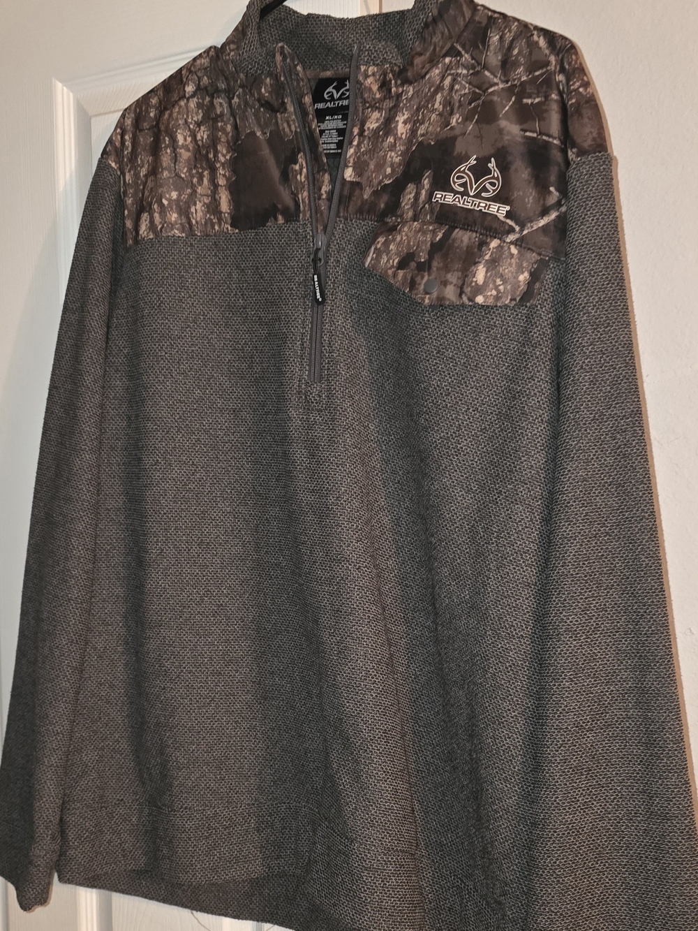 Realtree Men's Gray Zip-Up Sweater with Camouflage Yoke